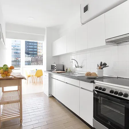 Lägenhet Bright In - 3 Bedrooms By Lisbeyond *