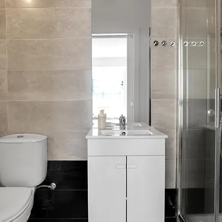 Bright In - 3 Bedrooms By Lisbeyond リスボン